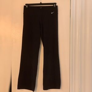 Medium Nike Dri-Fit Yoga Pants